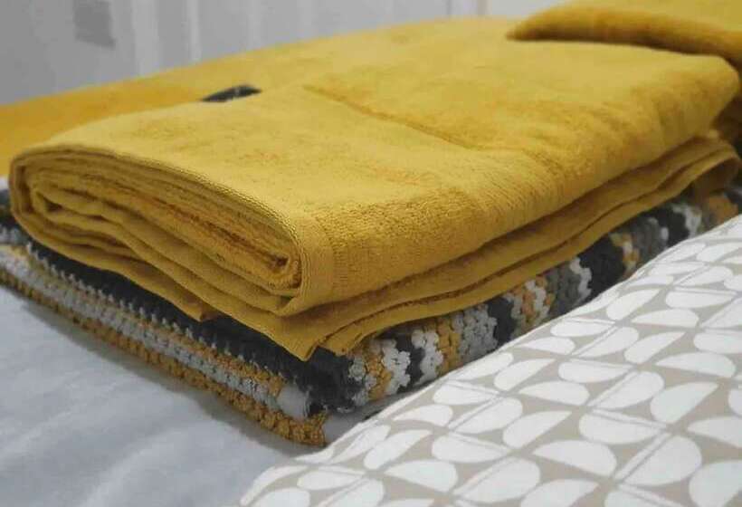 Lovely 3 Bed Apartment In Coventry