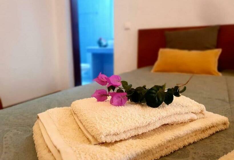 Lovely Beach House Moradia V4 Com Piscina