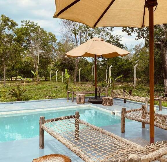 Zanzllywood Uroa Beach Apartments