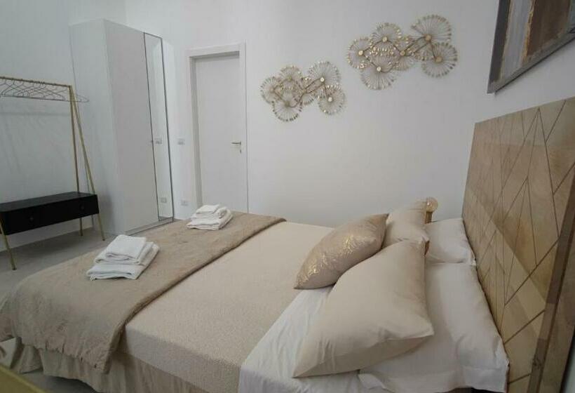 Dimore Gilas Suite Golden