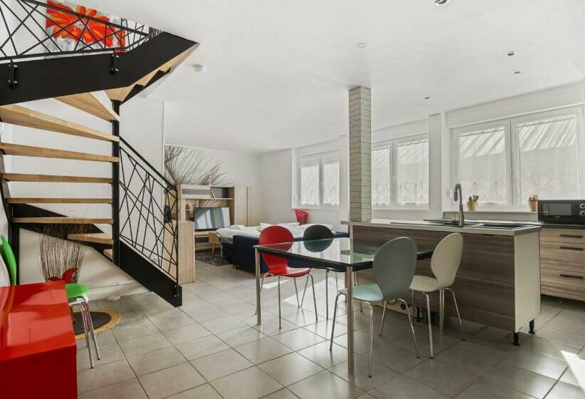 Wonderful And Modern Apartment   Croix   Welkeys