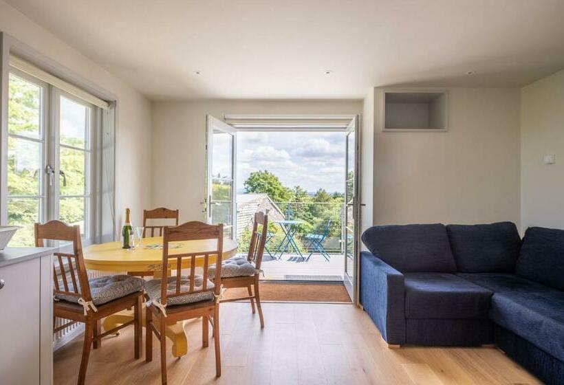 Converted Hay Loft With Stunning Countryside Views