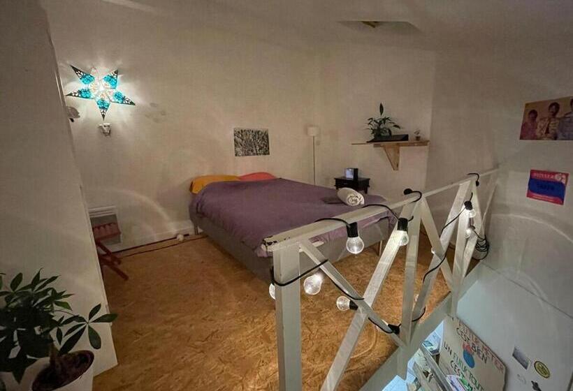 Maisonnette En Duplex 25 M2, Pantin Porte De Paris