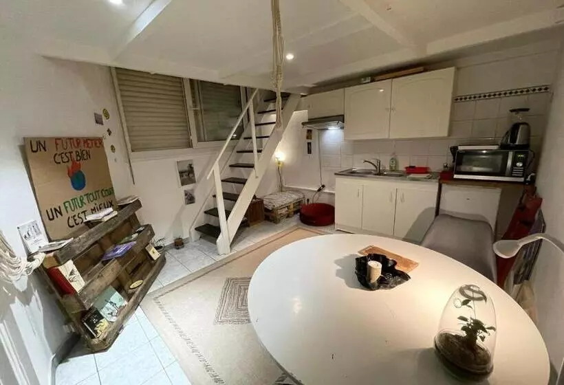 Maisonnette En Duplex 25 M2, Pantin Porte De Paris