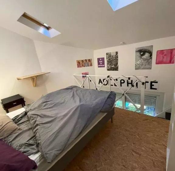 Maisonnette En Duplex 25 M2, Pantin Porte De Paris