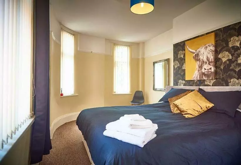 No4 Apartment Birkdale Village