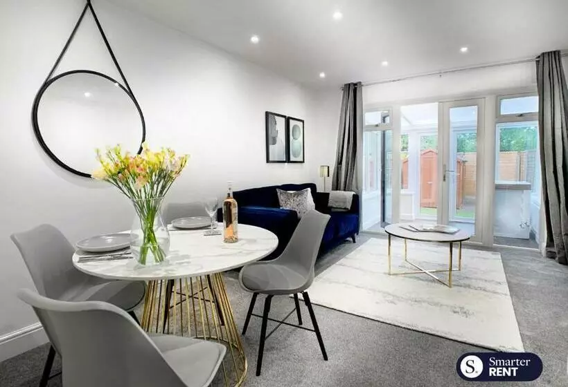 West End, Woking   2 Bed House With Parking And Garden