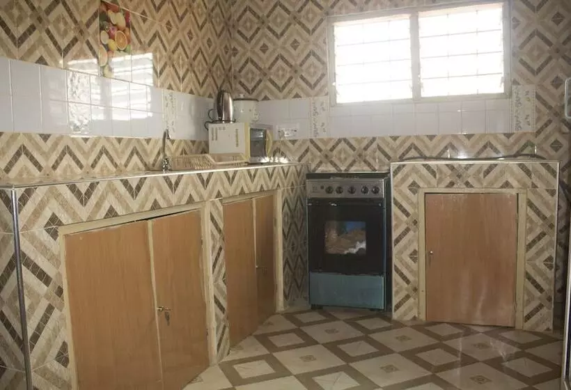 בית מלון כפרי Adinkra Lodge