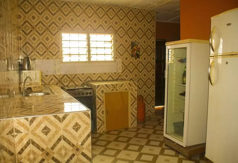 בית מלון כפרי Adinkra Lodge