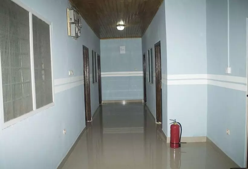 בית מלון כפרי Adinkra Lodge