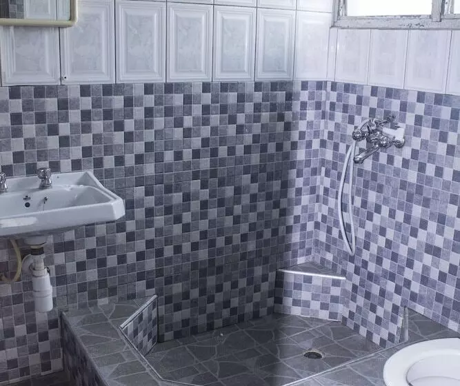 בית מלון כפרי Adinkra Lodge