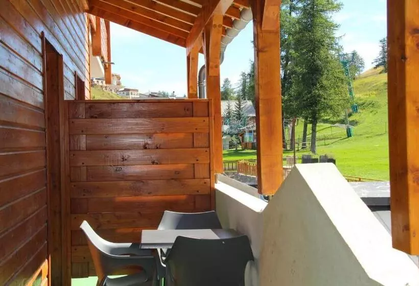 בית מלון כפרי Adonis Valberg