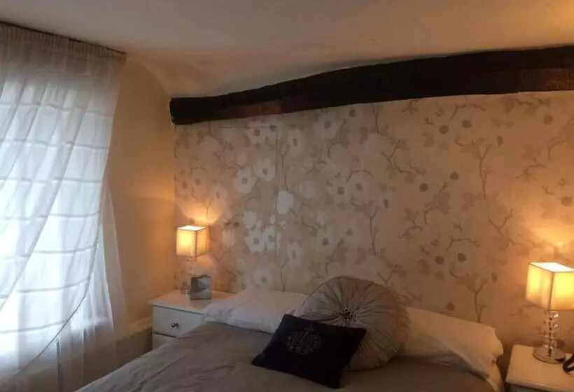 호텔 Castle Lodge Wilton