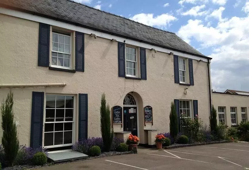 호텔 Castle Lodge Wilton