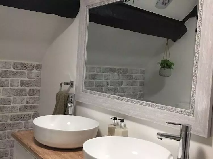 호텔 Castle Lodge Wilton