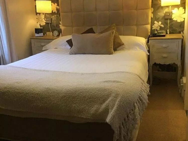 호텔 Castle Lodge Wilton