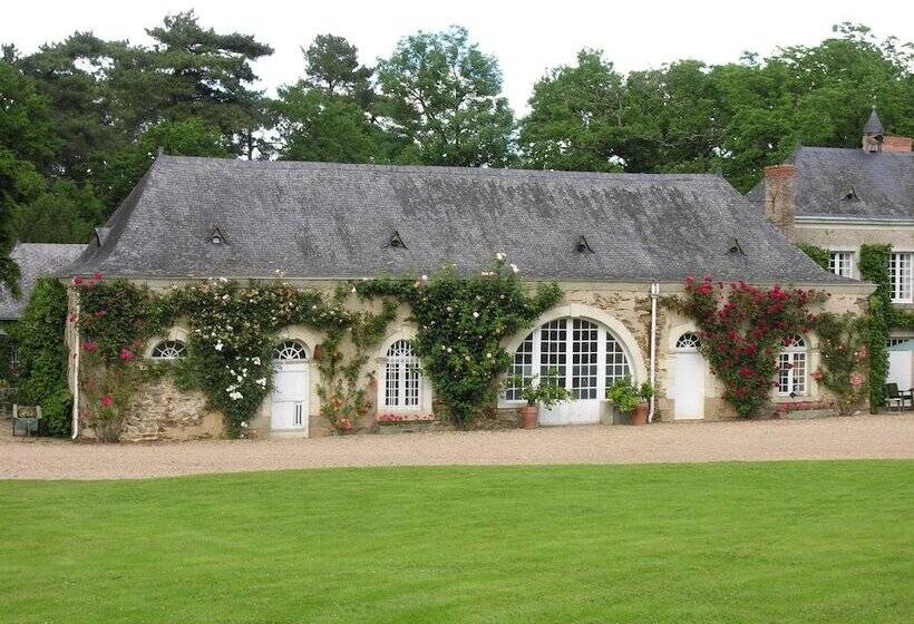 فندق Chateau Du Plessis  Anjou