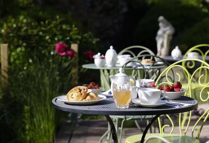 호텔 Château De Siran Hôtel & Spa