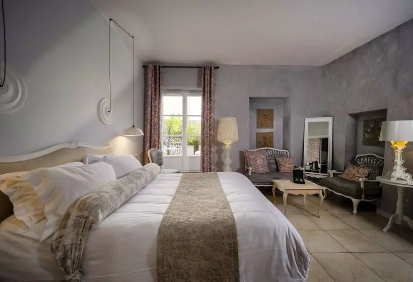 호텔 Château De Siran Hôtel & Spa