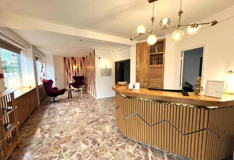 فندق Contact Hôtel Foch