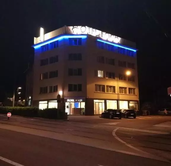 هتل Contact Hôtel Foch