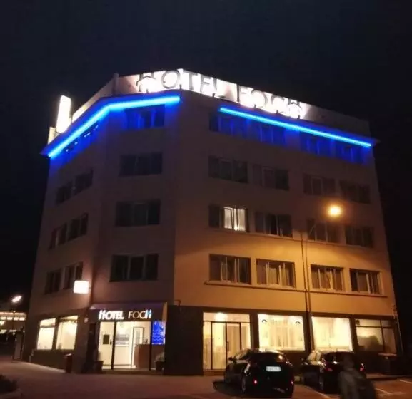 هتل Contact Hôtel Foch