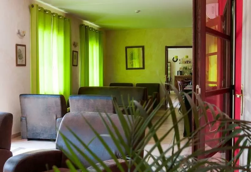 Hotel Domaine De La Courbe Hôtel & Spa