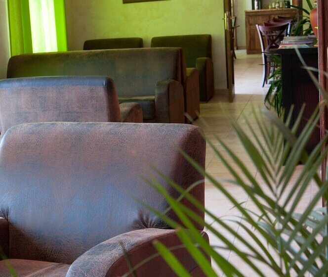 בית מלון כפרי Domaine De La Courbe Hôtel & Spa