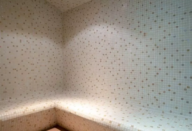 Hotel Domaine De La Courbe Hôtel & Spa