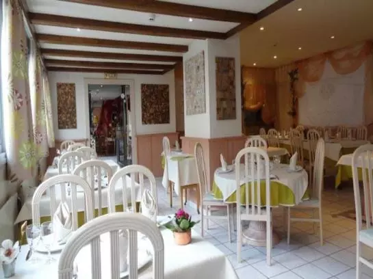 هتل Hôtel Du Centre Bien Etre