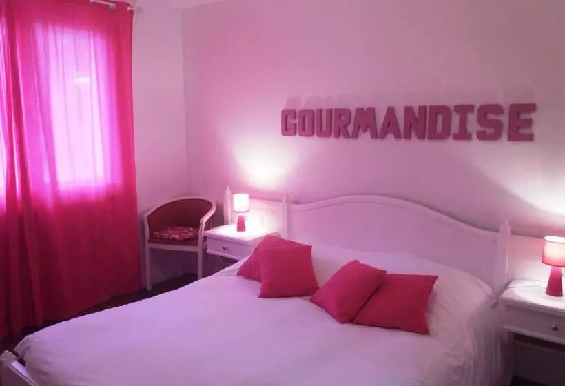 هتل Hôtel De La Paix