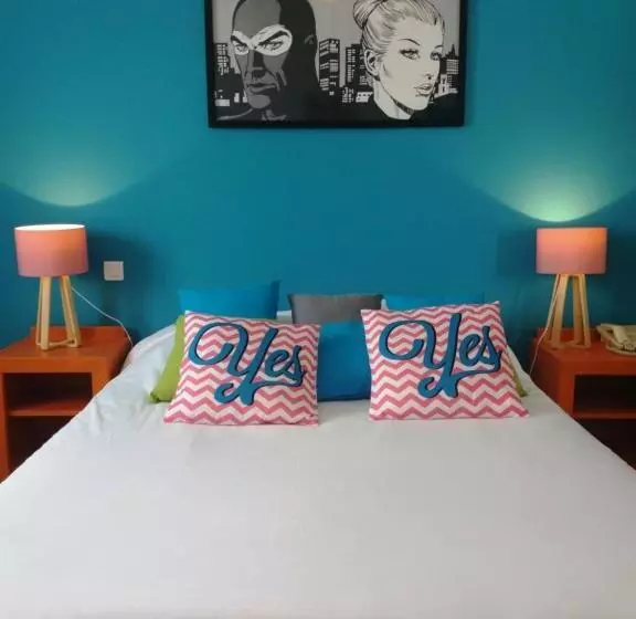 هتل Hôtel De La Paix