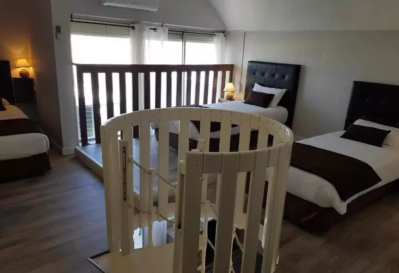 هتل Hôtel Port Beach