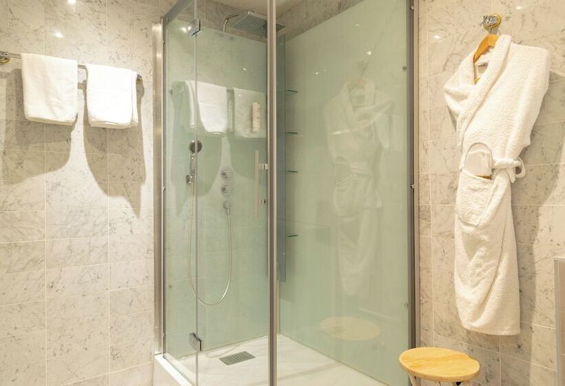 בית מלון כפרי Hôtel Restaurant Le Lac