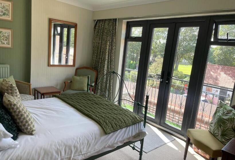 ホテル Knights Court