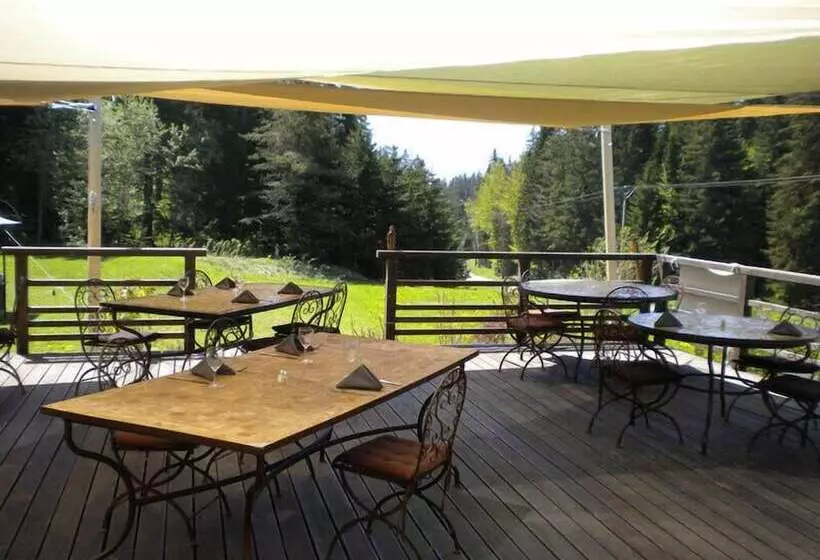 호텔 Auberge De La Croix Perrin