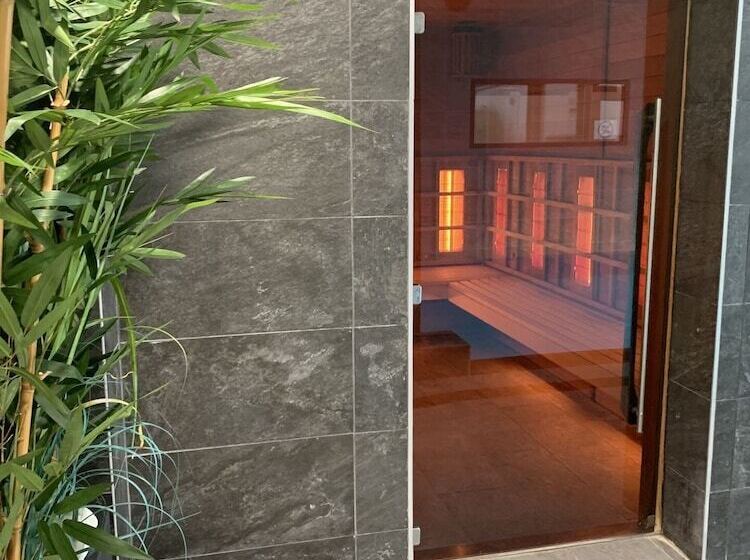 Отель La Maison Blanche