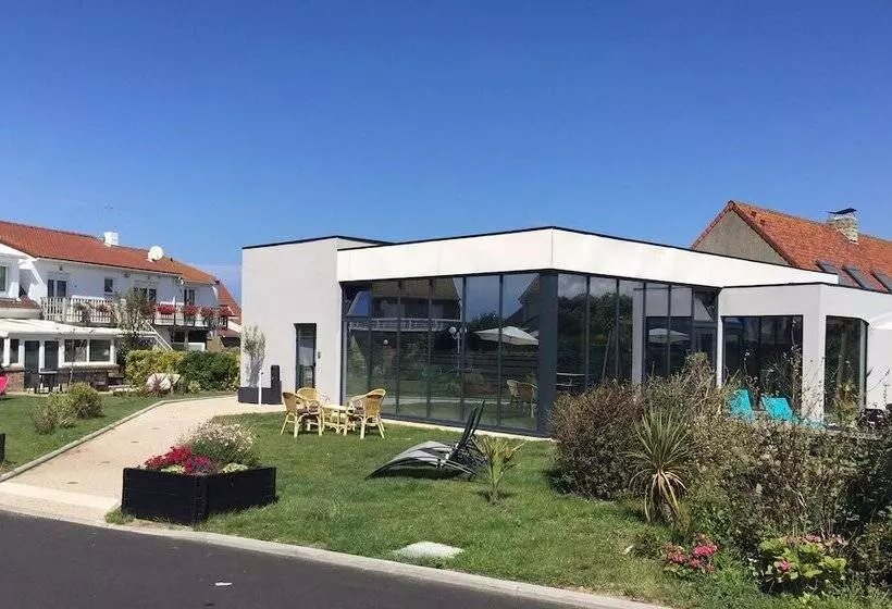 ホテル La Maison Blanche