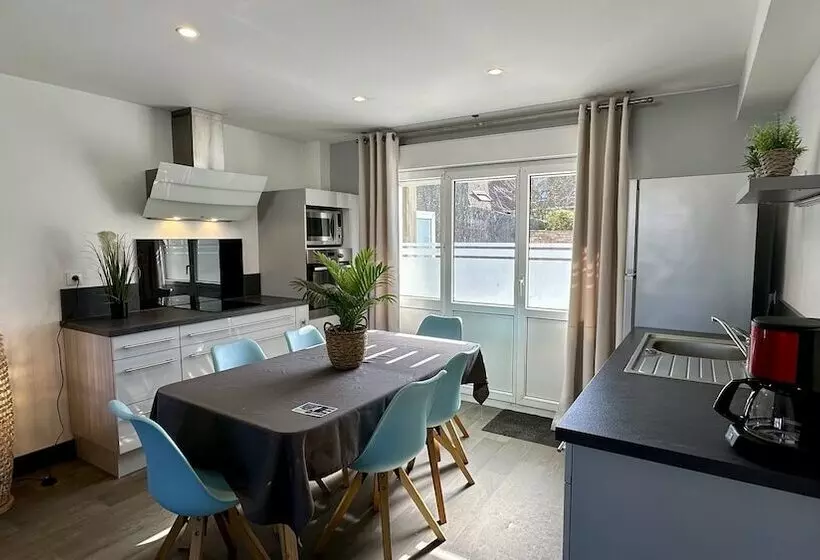 ホテル La Maison Blanche