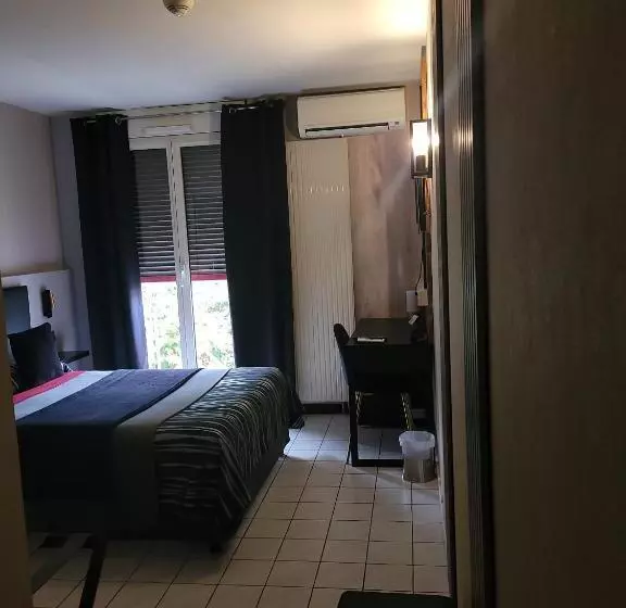 Отель Le Medicis