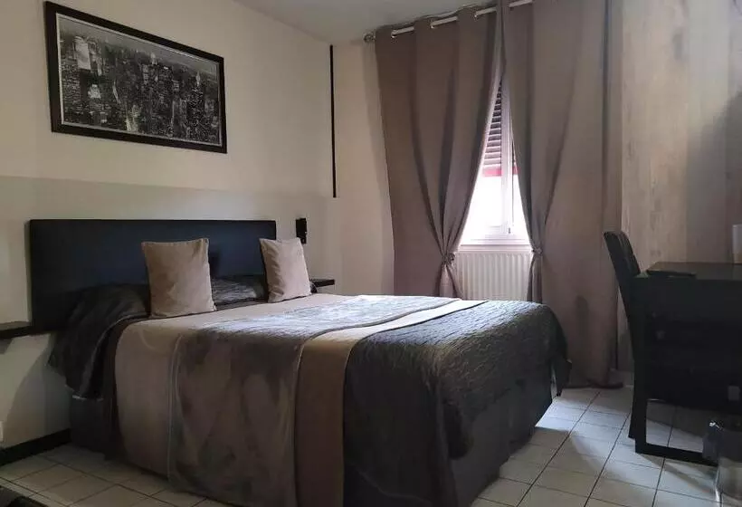 Отель Le Medicis