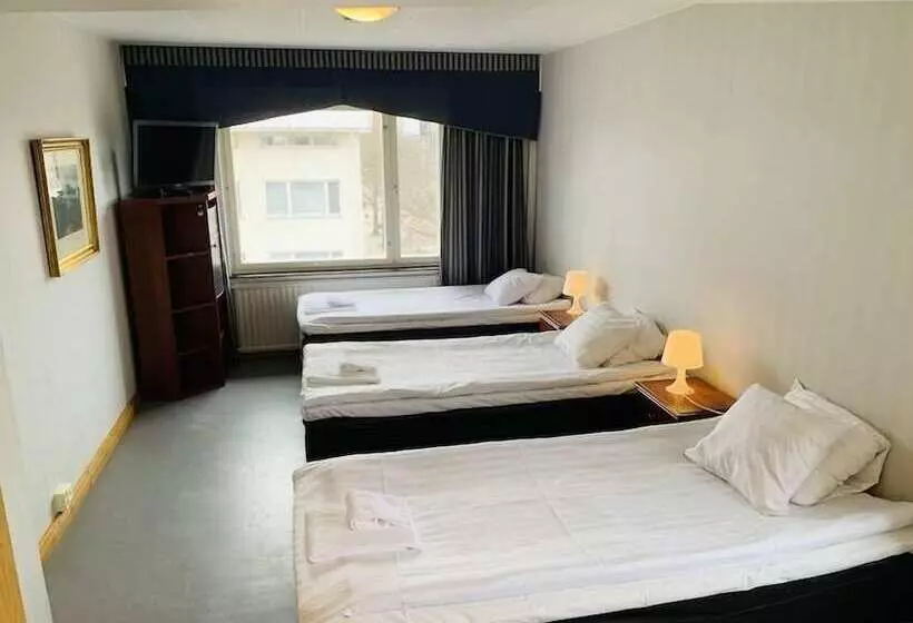 هتل Li Uninen Kotka