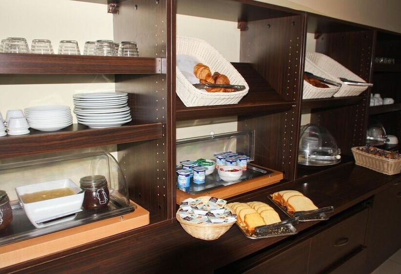 فندق Orly Superior