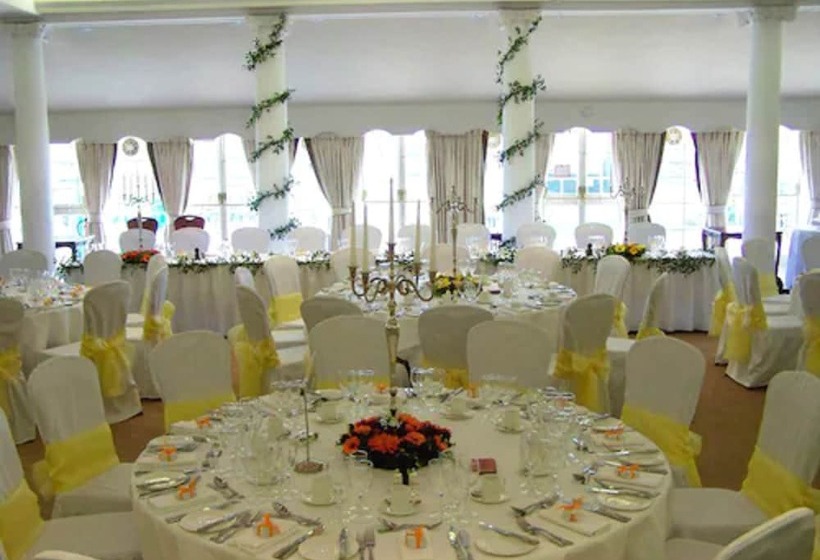 酒店 Phyllis Court Members Club