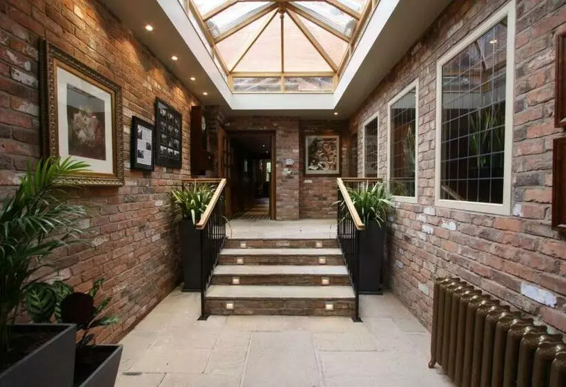 酒店 The Bear's Paw