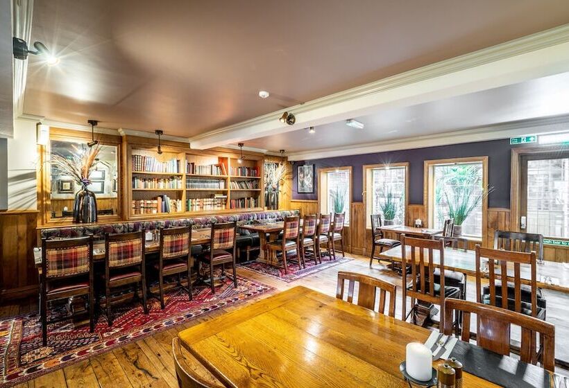 فندق The Bear's Paw