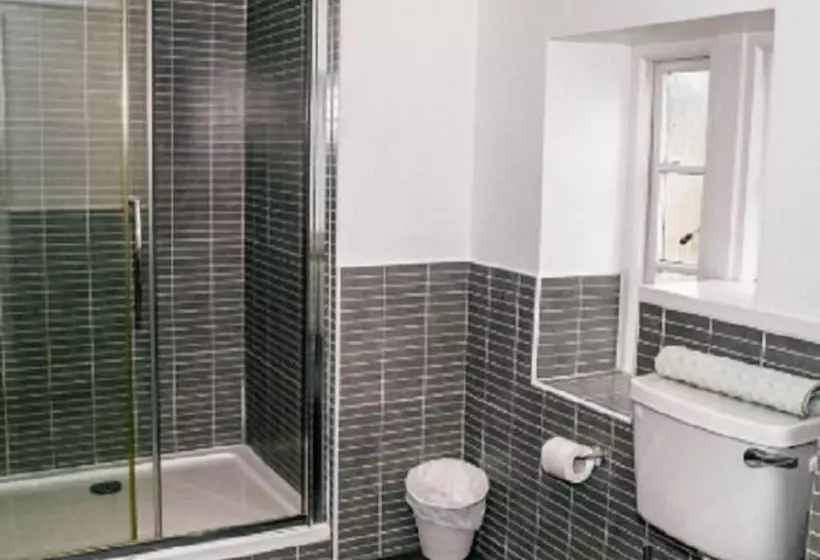 בית מלון כפרי The Bell Inn Charlbury