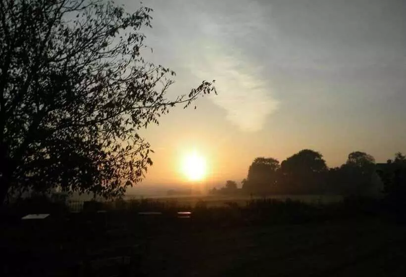 هتل The House Near Bath