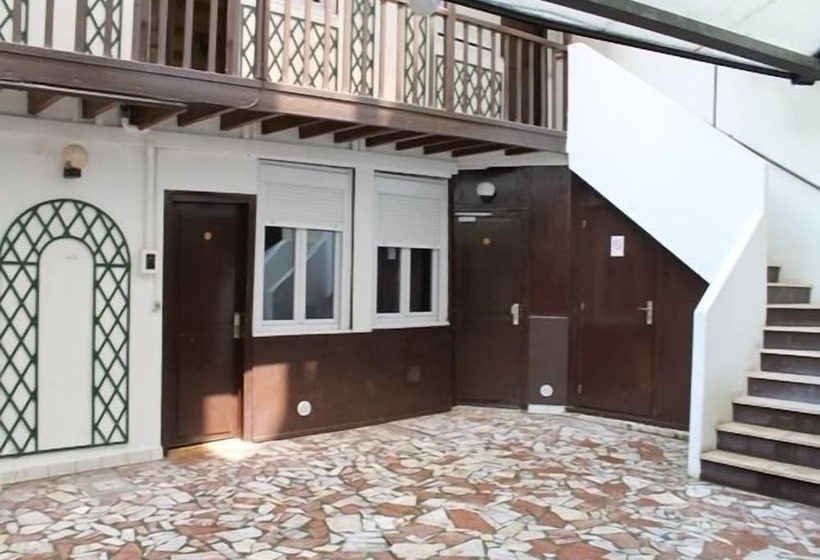 فندق Hôtel Trianon Vincennes