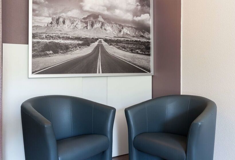 Отель The Originals City, Hôtel Le Louisiane, Belfort Sud